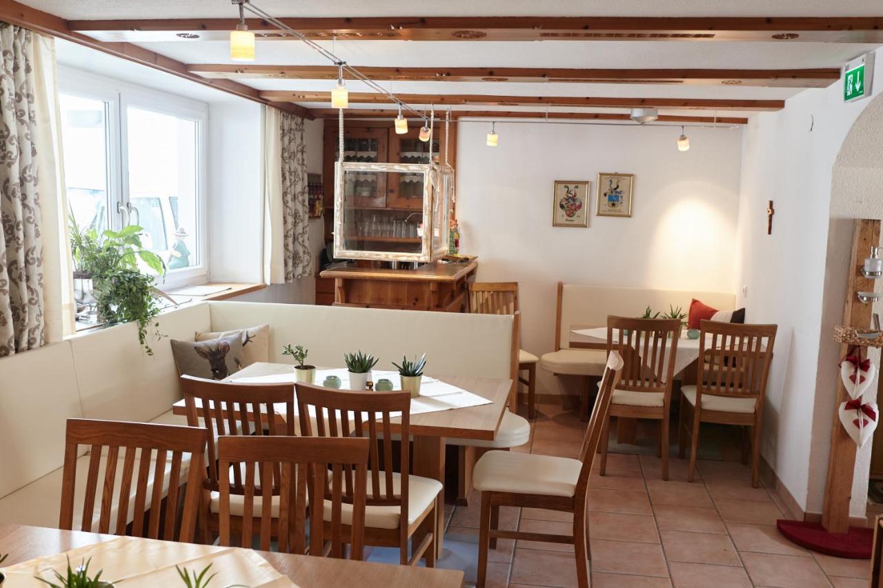 Haus Sepp Gruber Hotel Sankt Anton am Arlberg Bagian luar foto