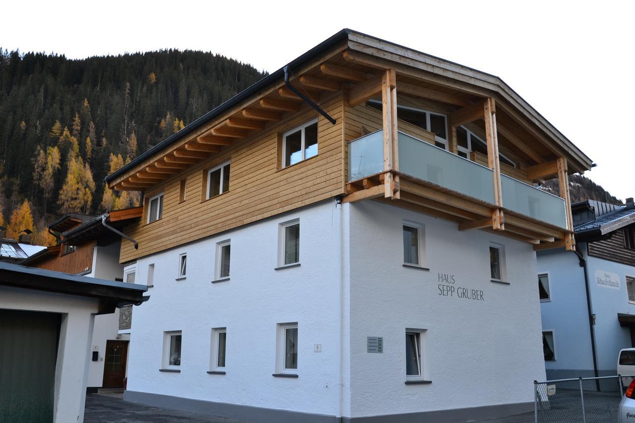 Haus Sepp Gruber Hotel Sankt Anton am Arlberg Bagian luar foto